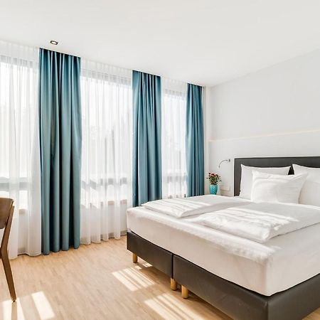 Hotel-Etage Apfelrot Erding Bagian luar foto