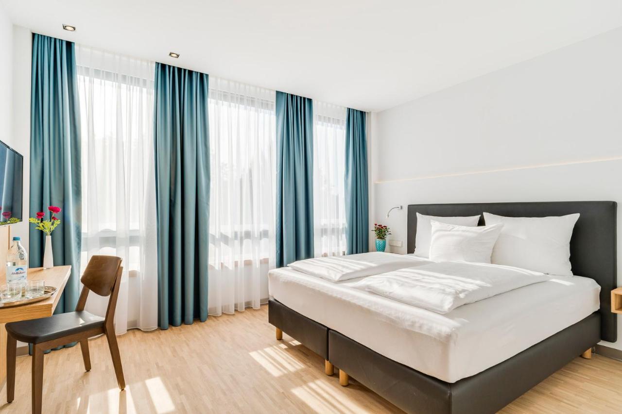 Hotel-Etage Apfelrot Erding Bagian luar foto